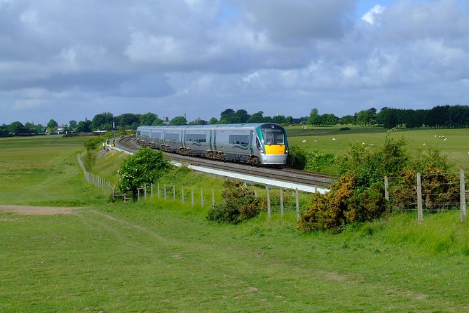 Dublin to Bunratty Castle, Cliffs of Moher, Burren Galway by Rail - Dublin to Limerick by Train, Then Straight Into Ireland’s Main Attractions