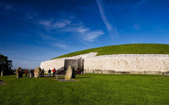 Dublin to Newgrange, Monasterboice Small Group Guided Tours - Dublin to the Boyne Valley, why this day trip works