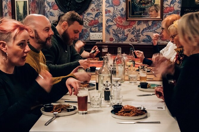 Dublin Traditional Irish 3 Course Meal Walking Tour with Local - Course Stops at Pubs and Restaurants: What You’ll Actually Eat