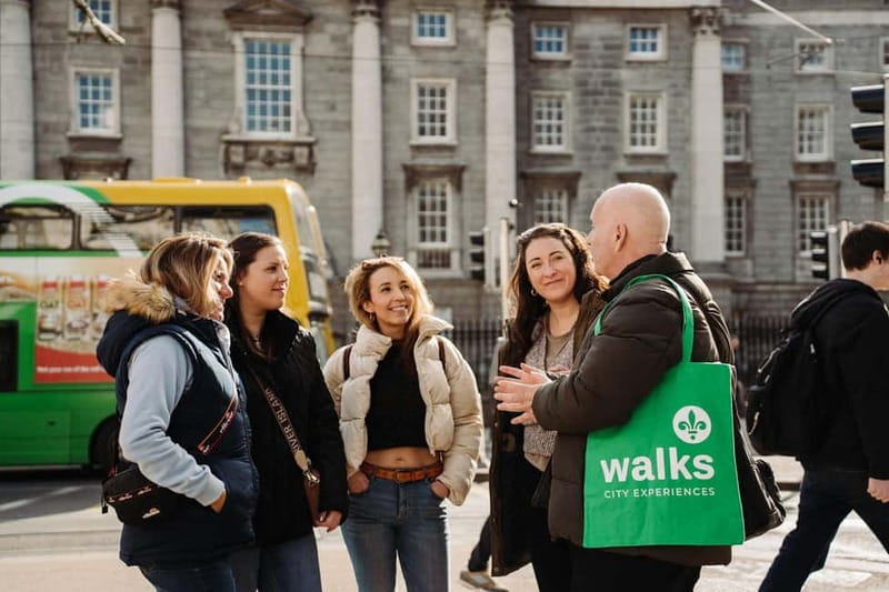 Dublin: Trinity College, Castle, Guinness and Whiskey Tour - The one-hour city-center break, how to use it without wasting time