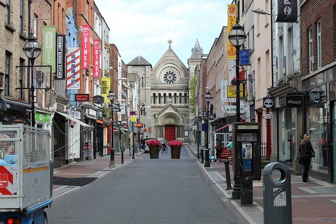 Dublin Walking Tour: Explore Top Sights & Hidden Gems - Guide style and group size: why it feels personal