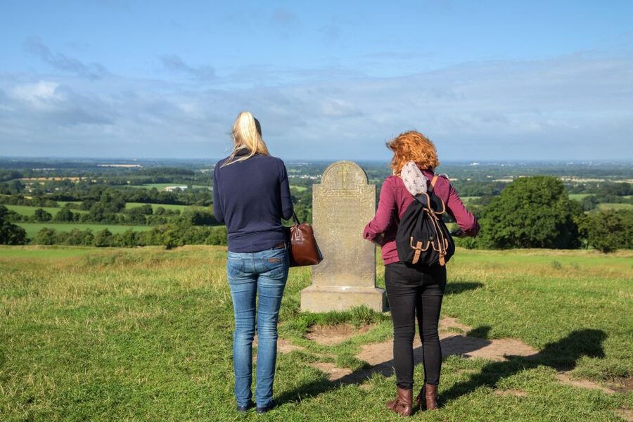 From Dublin: Celtic Boyne Valley and Ancient Sites Tour - Loughcrew Cairns: passage tomb rock art and the steep climb reality check