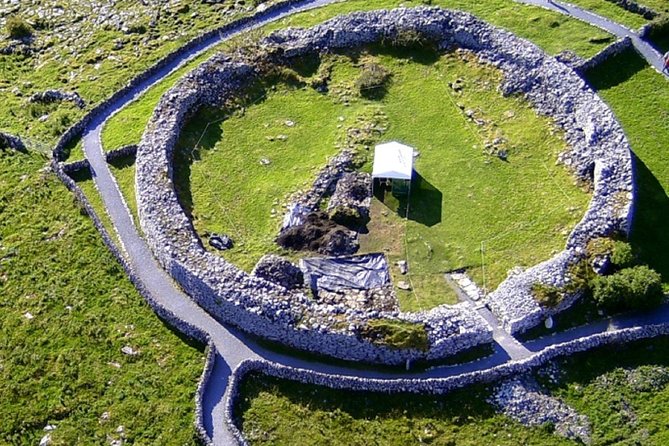 From Dublin: Cliffs of Moher, Bird of Prey & Aillwee Cave - Cliffs of Moher visitor centre and the cliff-edge walk