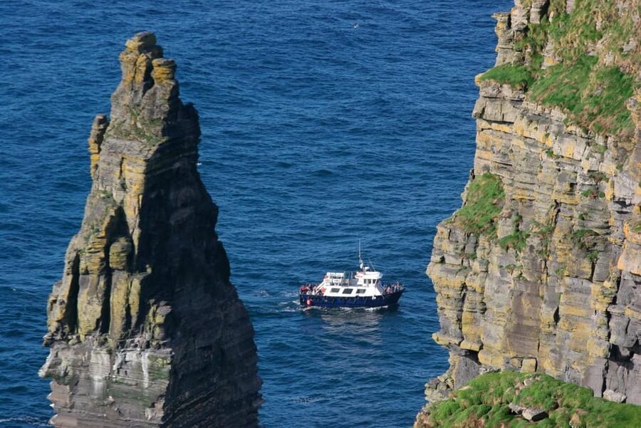 From Dublin: Cliffs of Moher, Boat Tour & Aillwee Cave - Visitor Centre and the cliff walk: turning photos into a real experience