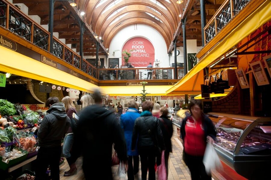 From Dublin:Cork,Cahir Castle,Rock of Cashel Tour in Spanish - Key things to know before you go