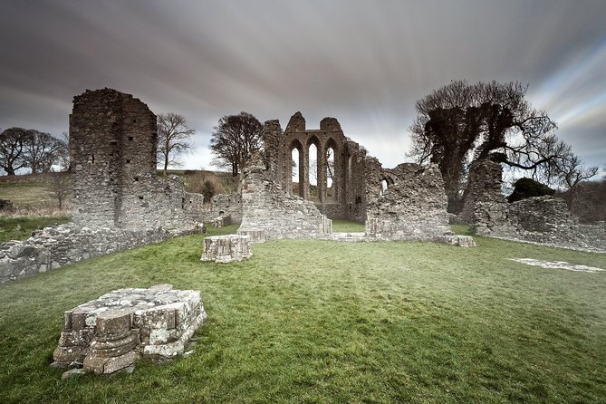 From Dublin: Game of Thrones Winterfell Locations Trek - Castle Ward at 2:00 pm, Winterfell of season one
