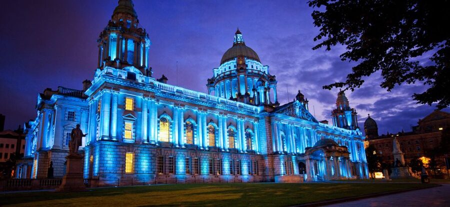 From Dublin: Giant's Causeway Tour and Whiskey Tasting - Belfast and Titanic Distillers: Thompson Dock pumphouse history plus whiskey tasting