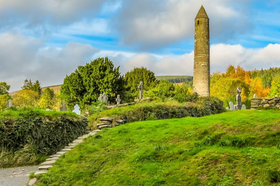 From Dublin: Wild Wicklow Mountains and Glendalough Tour - Sugarloaf Mountain and the return to Dublin: closing with one last viewpoint