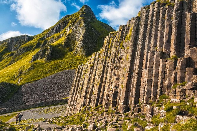 Giant's Causeway Day Tour from Dublin - Dunluce Castle Cliff Ruins Over the Cliffs