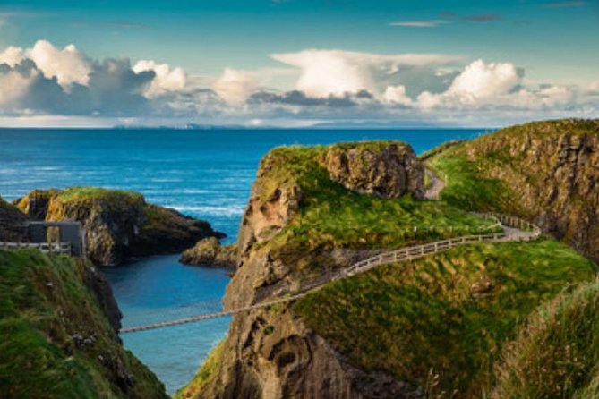 Giant's Causeway Luxury Private Day Tour - Carrick-a-Rede Rope Bridge: The 30 Meter Drop and the Ticket Issue