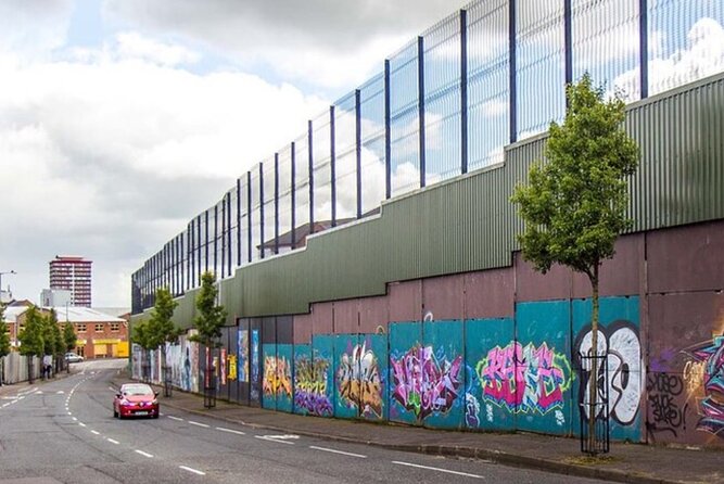 Giants Causeway and Belfast 2 Days with Private Chauffeur Tour - Belfast murals: political art you can see from the road