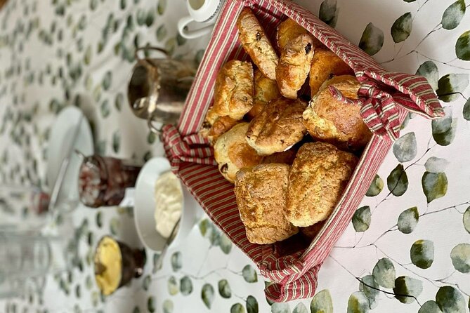 Irish Baking Class: Granny's Apple Cake, Traditional Scones - Small details that matter for real comfort