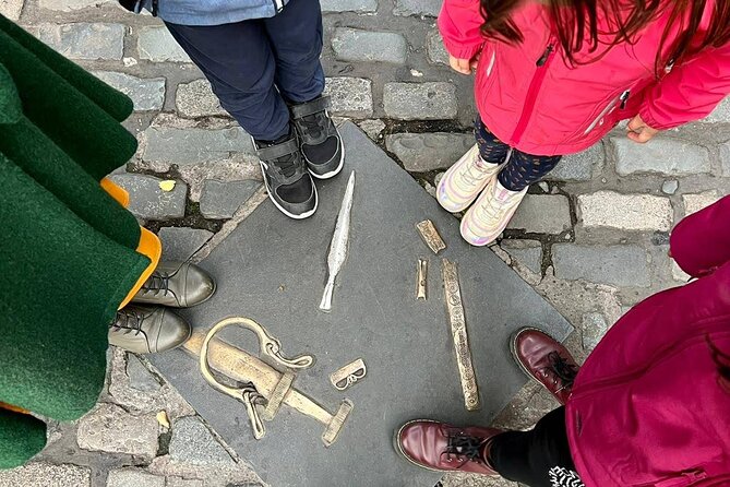 Medieval Dublin Walking Private Guided Tour - Stop 1: Dublin City Council and the City Founders Artifacts