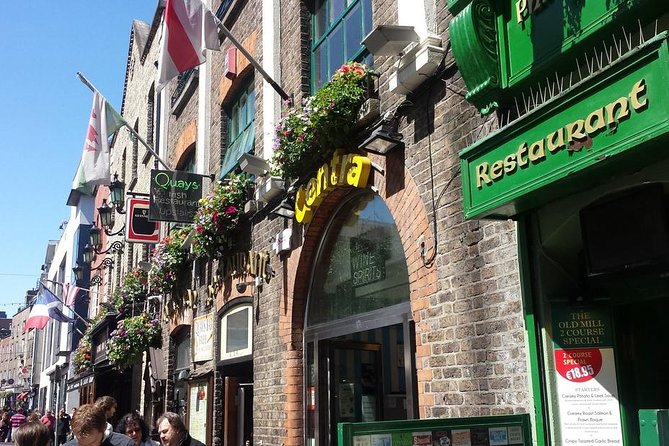 Private Dublin Sights and Pints (Walking Tour) - How pick-up and meeting work in central Dublin