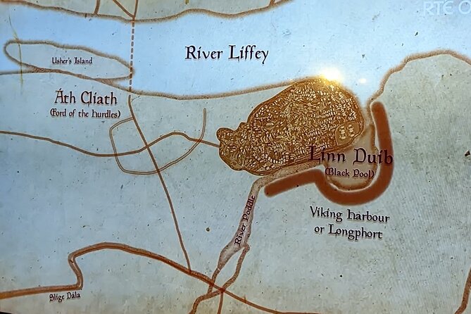Private Guided Walking Tour in Dublin - The Liberties and the medieval wall circuit around the city center