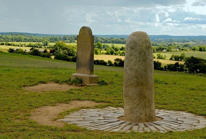 Private Tour of Newgrange and The Hill of Tara - Entering Newgrange: Timed Access and Why Planning Makes the Difference