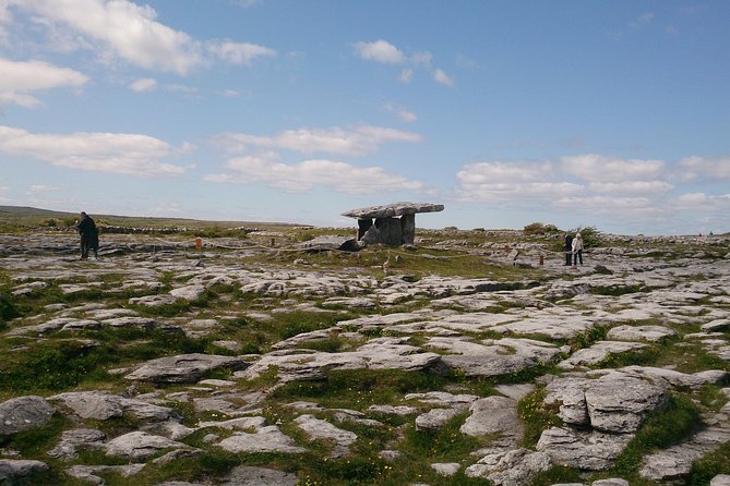 Private tour to the Cliffs of Moher guided in Spanish - Optional boat ride at the base of the Cliffs: when it’s worth the extra time