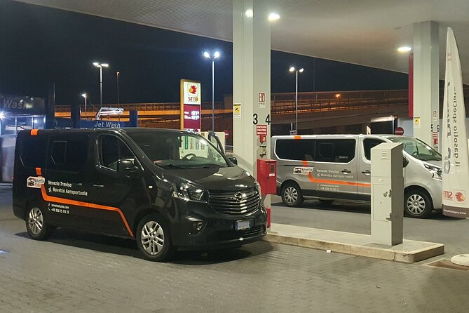 Private Transfer from Dublin city to Dun Laoghaire Cruise Port - The little extras that make the transfer feel professional