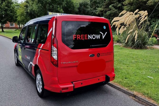 Private Transport to/from the Airport; Private Tours - on request - Turning a transfer into mini sightseeing (without losing momentum)
