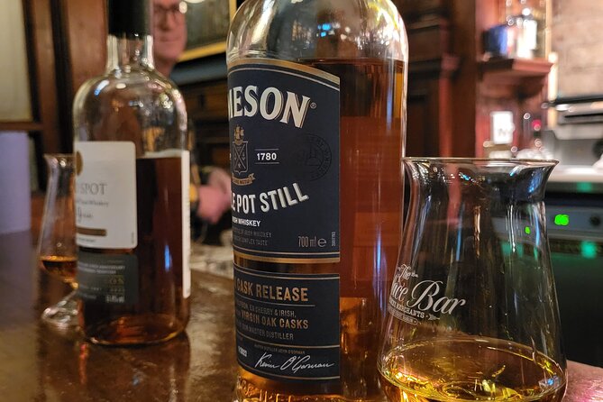 Pub Crawl Walking Tour Through the Heart of Irelands Capital - Quick hits before you go