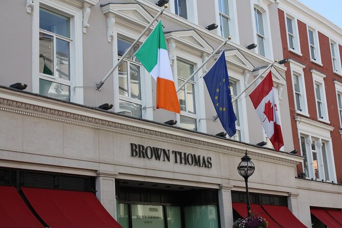 Self-Guided Scavenger Hunt: Dublin Adventure - Trinity College Clues: History Without The Museum Fatigue
