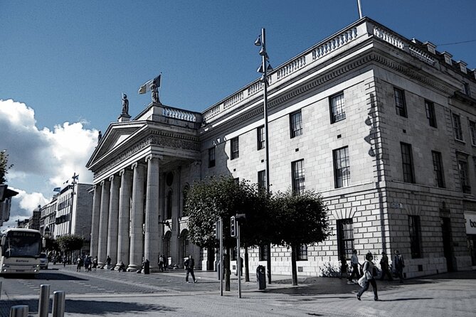 Self-Guided Scavenger Hunt: Dublin Adventure - What to Bring (And What Can Derail the Fun)