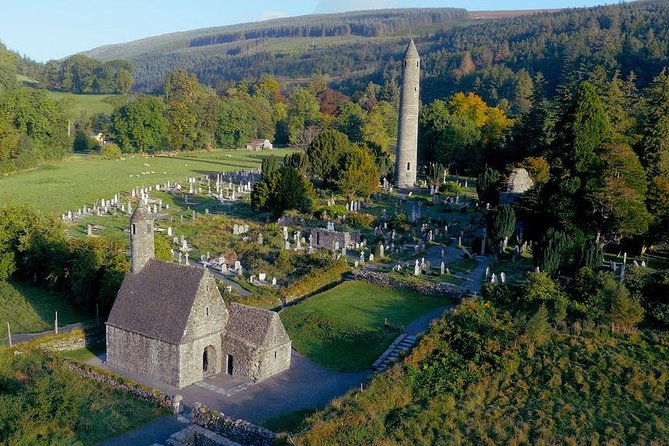 (Small Group) Shore Tour from Dublin:Dublin Highlights and Glendalough Day Trip - St Kevin’s Cross: the fun legend moment