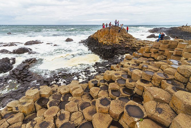 Spanish Belfast And Giants Causeway Tour - What to bring for a 12-hour coast-and-city day