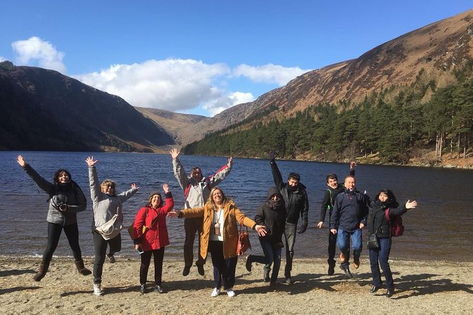 Spanish Glendalough And Powerscourt Tour - A full Wicklow day from Dublin, with Spanish narration that keeps up
