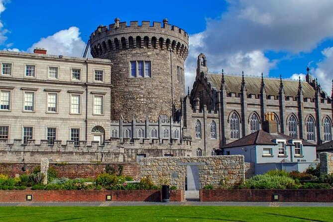 St Patrick's Cathedral, Book of Kells and Dublin Castle Tour - The Book of Kells Experience at Trinity College: why this is the real anchor