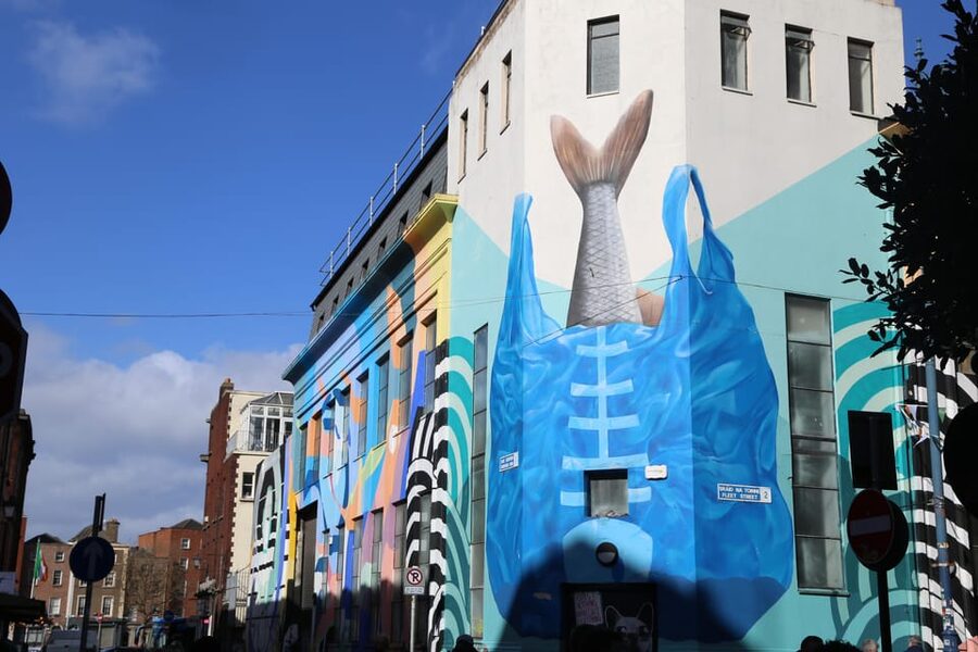 Street Art Walking Tour - Yamamori Tengu and Abbey Court Hostel: learning how to read walls fast