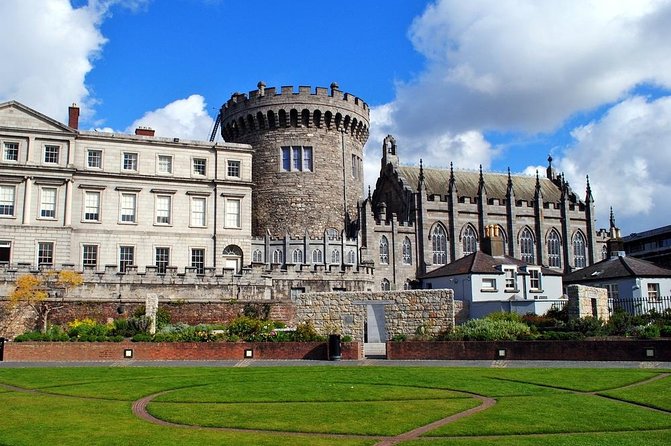 The Best of Dublin - Highlights and Hidden Corners - Temple Bar without losing your mind in the noise