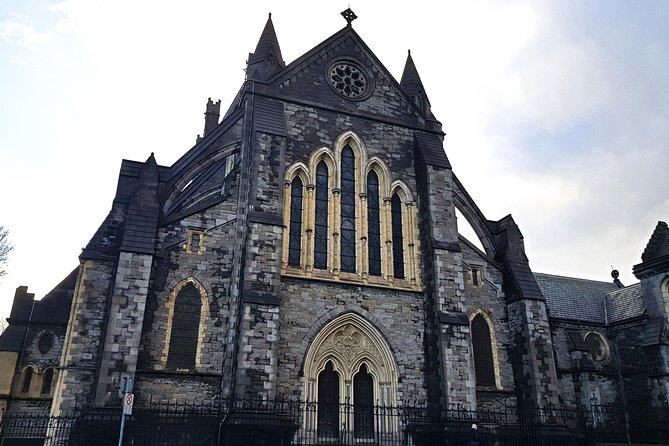 The Best Of Dublin Walking Tour - Temple Bar: entertainment quarter time, plus the Dracula connection