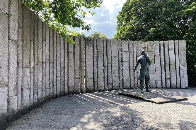 Turtle Bunbury's Dublin: A Self-Guided Audio Tour from a Celebrated Author - Merrion Hotel, Department of the Taoiseach, and the National Museum Area