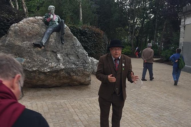 Walking tour in Merrion Square Park - Dublin Rogues Tour - Key Things I’d Plan Around