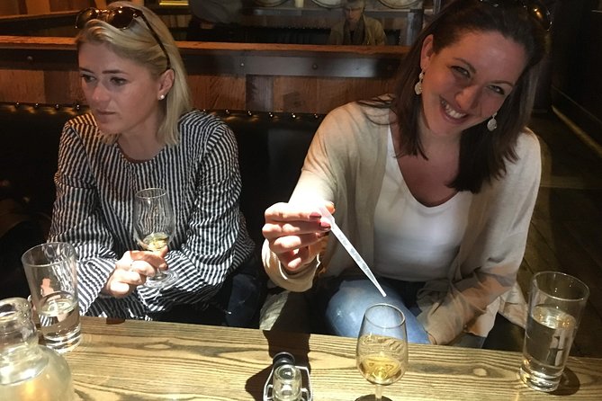 Whiskey Tasting Tour of Dublin - Stop 1 at The Lincoln’s Inn: Victorian elegance and three premium whiskeys