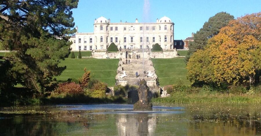 Wicklow: Private Day Tour from Dublin - Powerscourt Estate and Gardens in Enniskerry, plus Coffee and Avoca